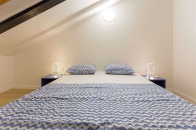 SOFIA One bedroom loft apartment 4pax