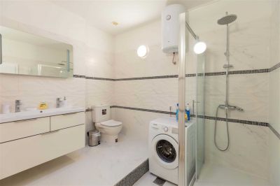 SOFIA One bedroom loft apartment 4pax