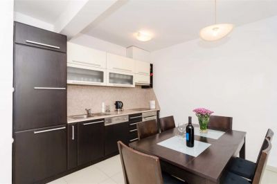 Two bedroom apartment with terrace C2 - Carmelitta