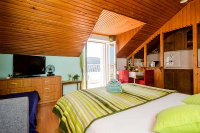 Zore Glavinić Studio apartment with balcony S2 - MINT BREEZE