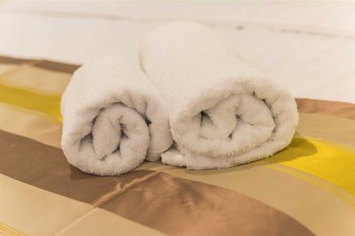 6 - Touch of infinity - Boutique Pine Tree Apartments