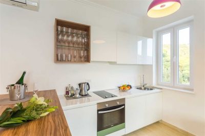 2 - ORTENSIA LOVE - Boutique Pine Tree Apartments