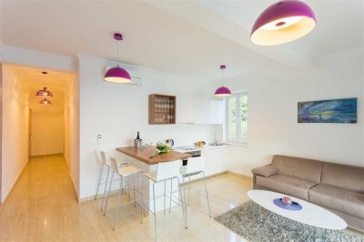 2 - ORTENSIA LOVE - Boutique Pine Tree Apartments