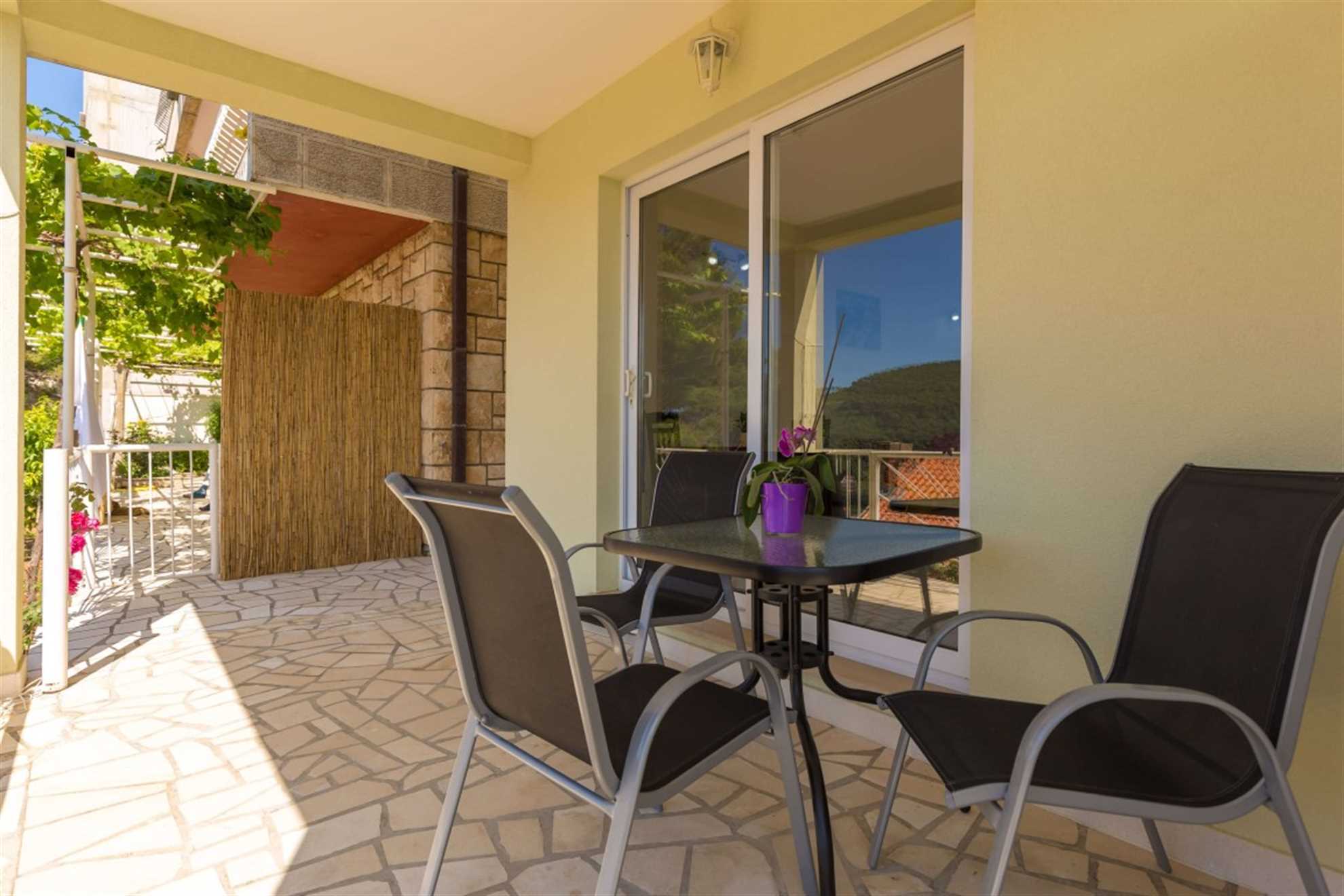 A3 Mandy - Studio Apartment with Terrace