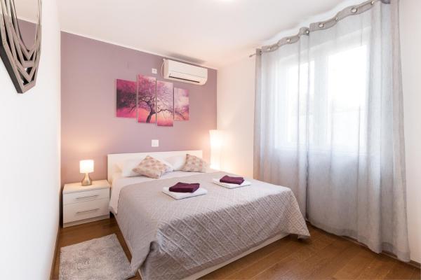 Domenica - One bedroom apartment