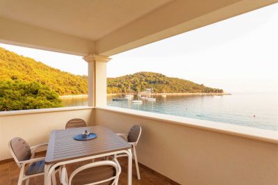 2 - Ortensia Love TOP FLOOR - apartment with terrace - Boutique Pine Tree Apartments