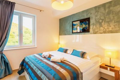 2 - Ortensia Love TOP FLOOR - apartment with terrace - Boutique Pine Tree Apartments