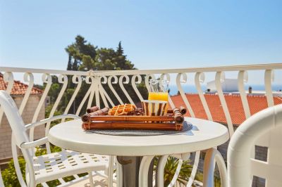 3 Double room with balcony and sea view Villa Kate Dadić