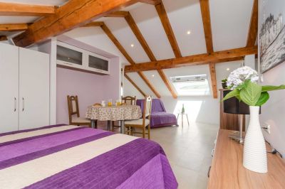 Burum - Studio apartment