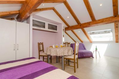 Burum - Studio apartment