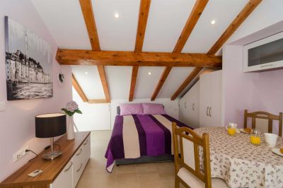 Burum - Studio apartment