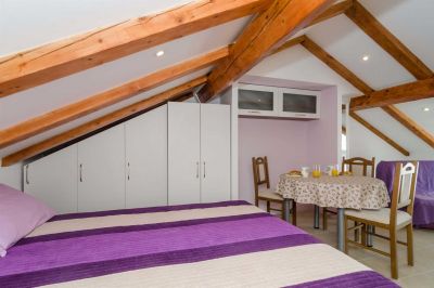 Burum - Studio apartment