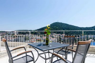 Deep Sea Studio apartment with terrace Zore Glavinić