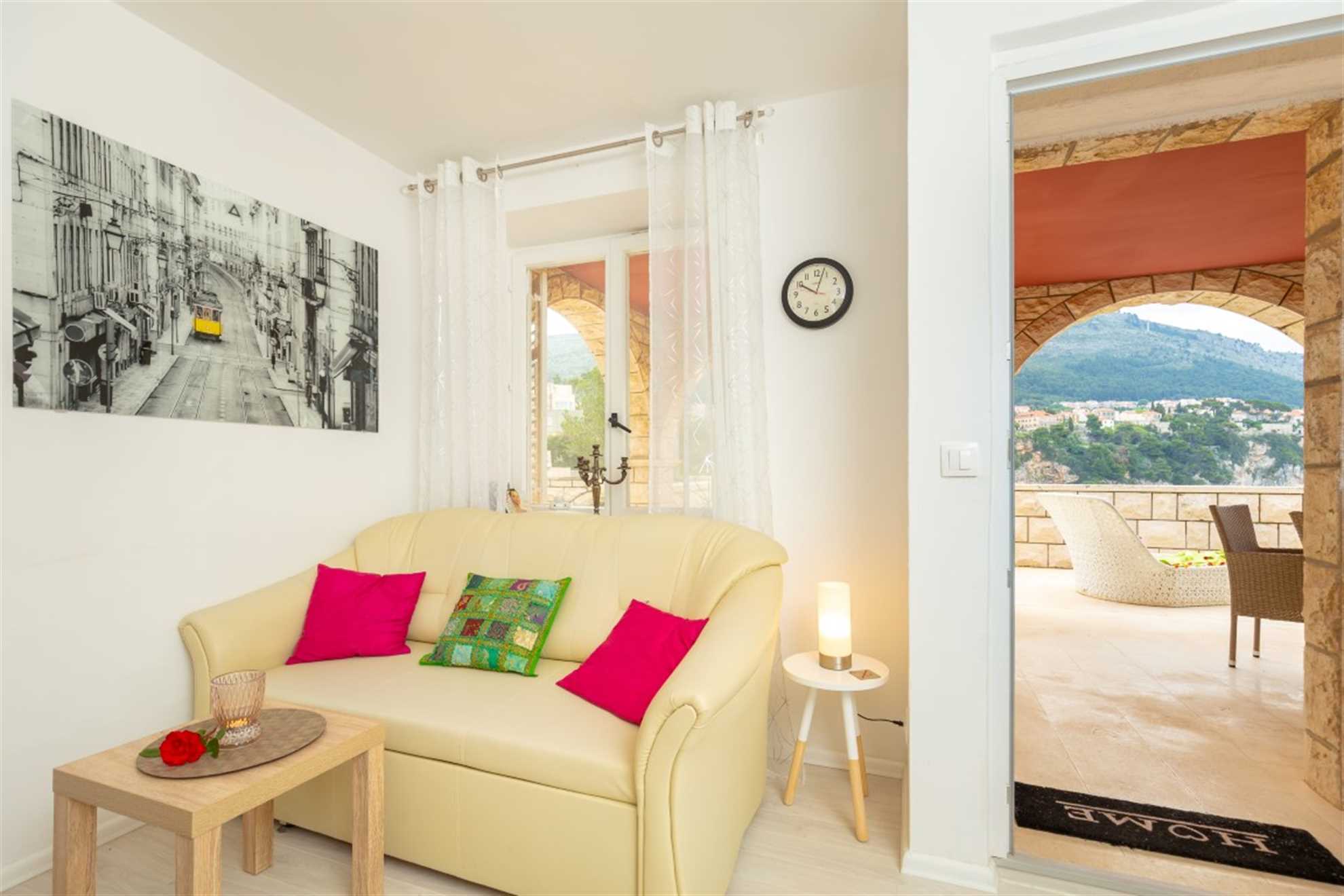 White Stone Steel - 2 Bedroom Apartment with Terrace and Sea View
