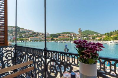 2 ZINGIBER Double room with balcony and sea view Boutique Villa Root