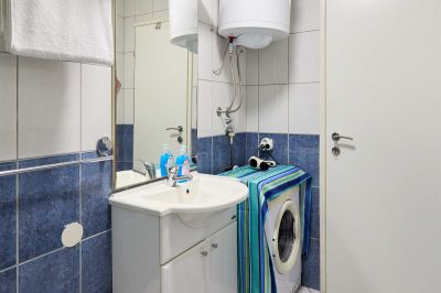 Azinovic Apartment - Lily